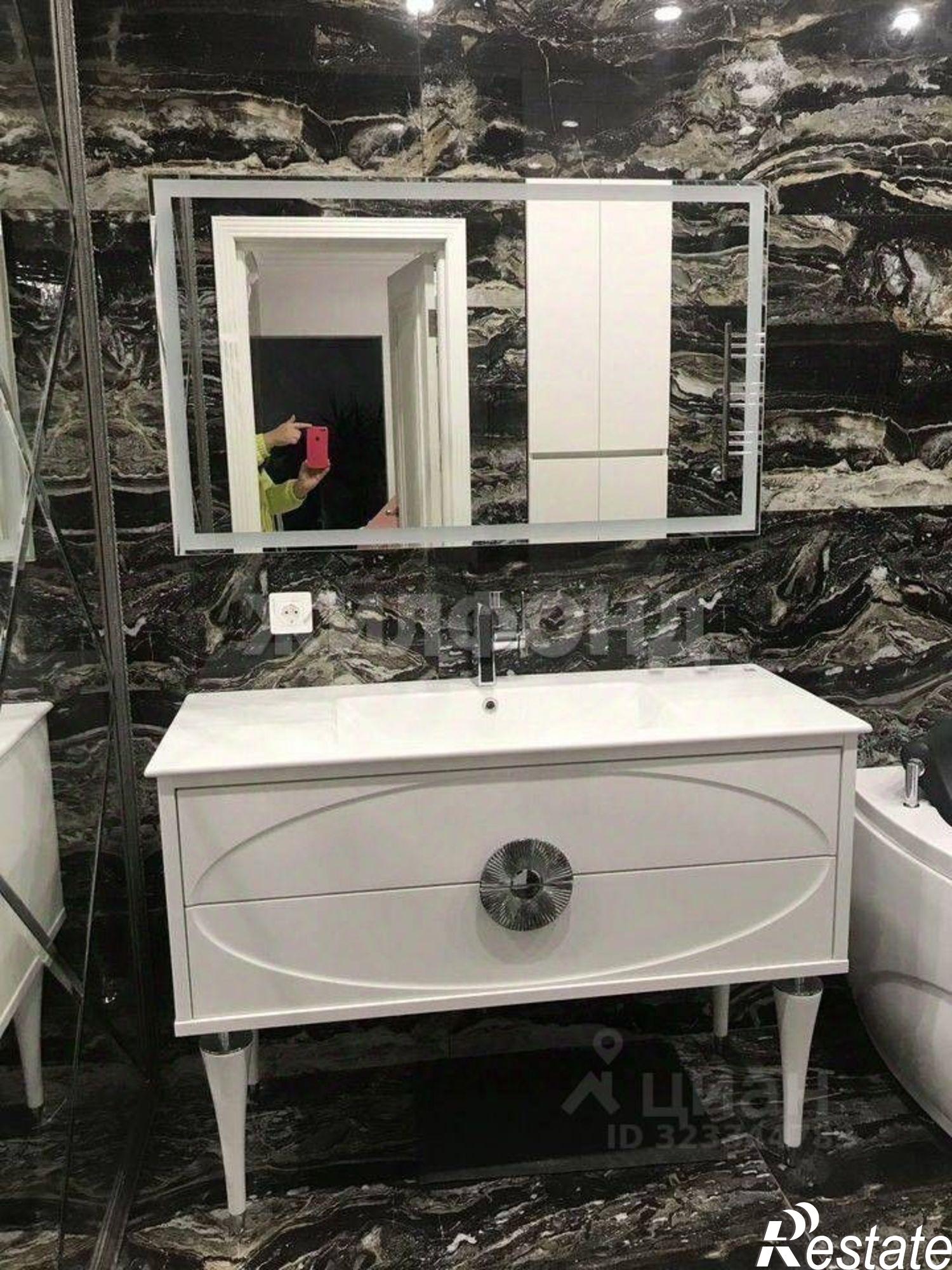 Купить квартиру за 16 900 000 рублей на Московский проспект, 132