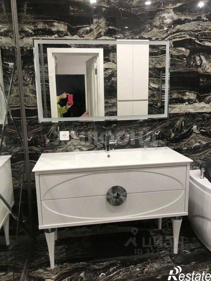 3-комн квартира Московский проспект, 132,  д. 132