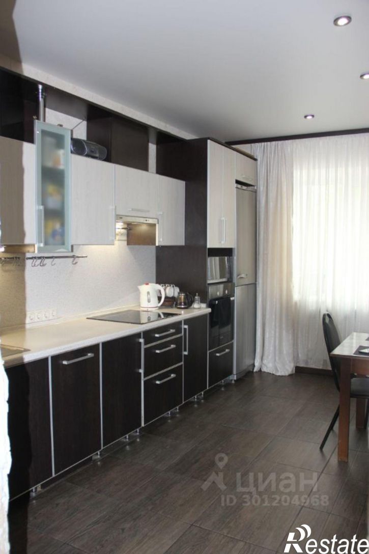 3-комн квартира улица Владимира Невского, 36,  д. 36