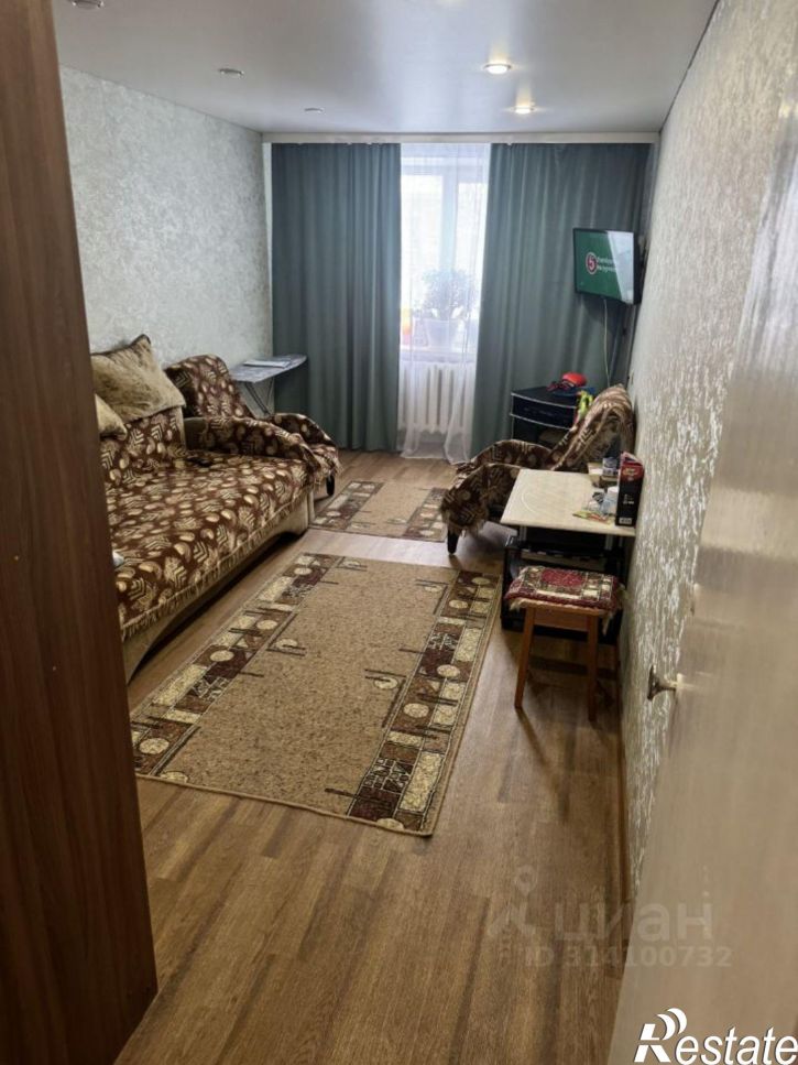 3-комн квартира улица Туполева, 38Б,  д. 38Б