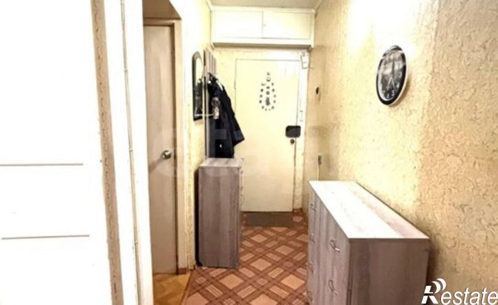 2-комн квартира улица Космонавта Комарова, 5,  д. 5