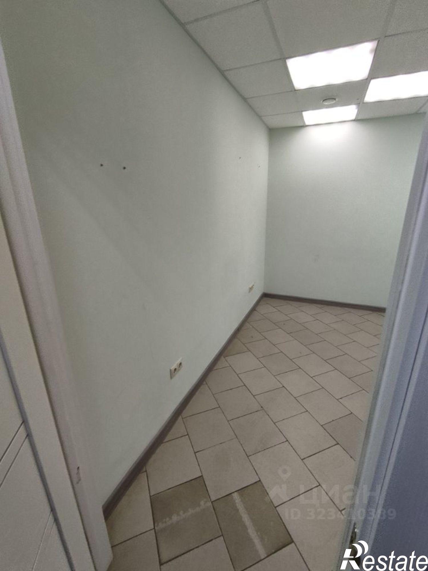 Сдать офис, помещение под офис за 11 990 рублей на б-р Победы, 51а