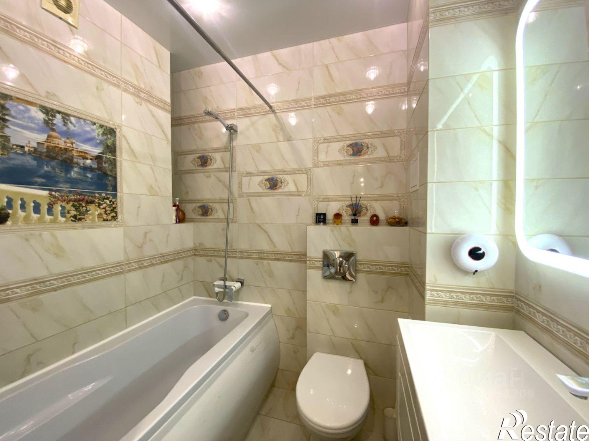 Купить квартиру за 9 888 000 рублей на улица Челюскинцев, 101Б