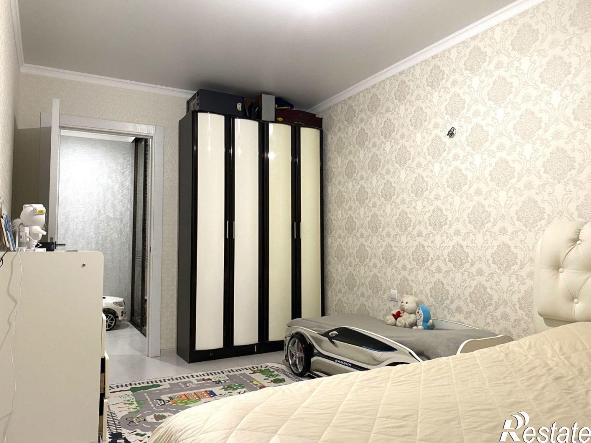 Купить квартиру за 9 888 000 рублей на улица Челюскинцев, 101Б