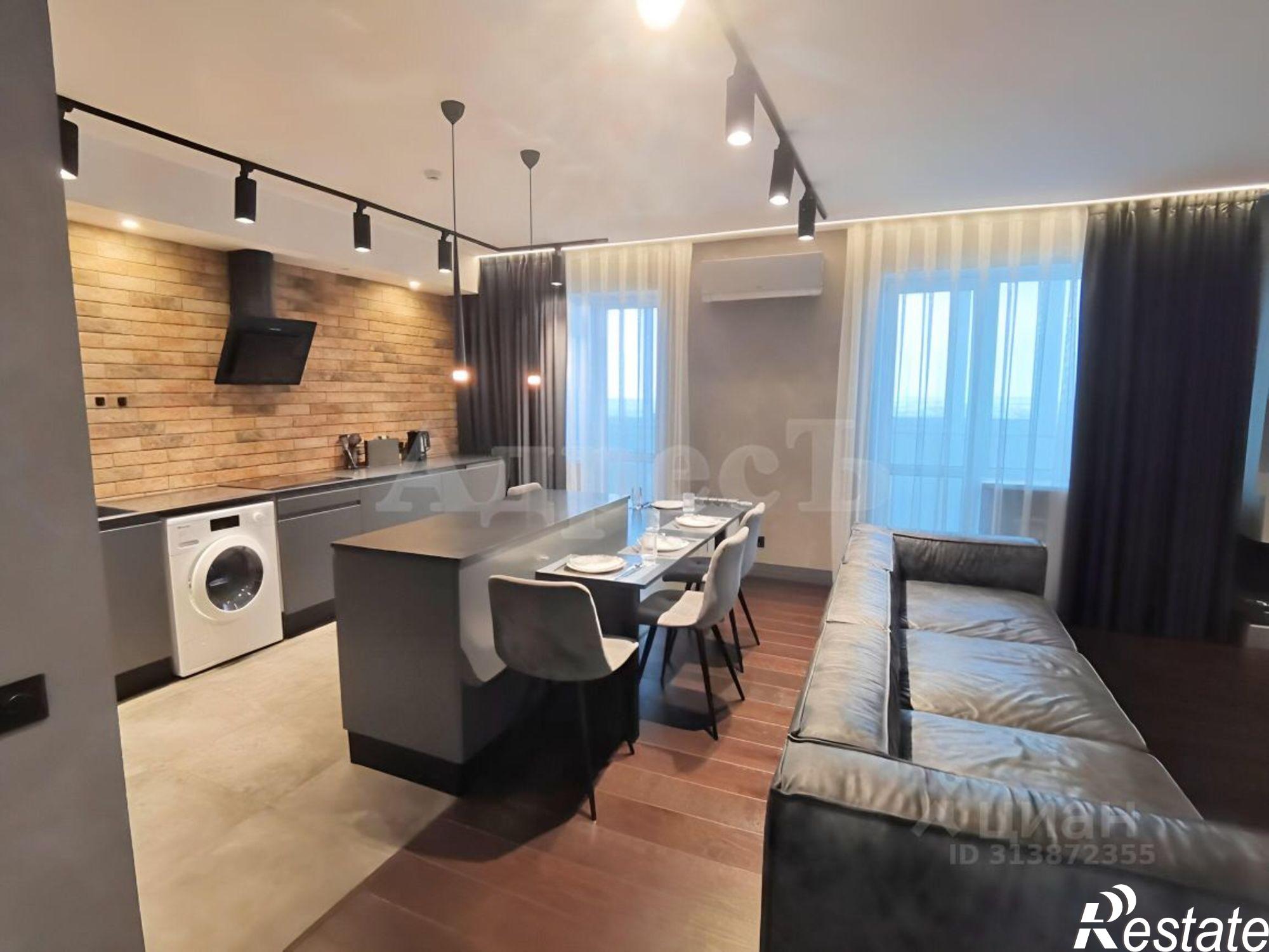 Сдать квартиру за 65 000 рублей на улица Ворошилова, 1/5