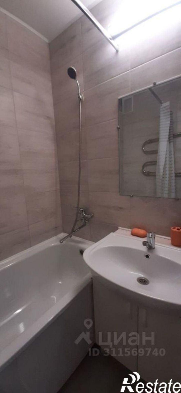 2-комн квартира Кольцовская улица, 70,  д. 70