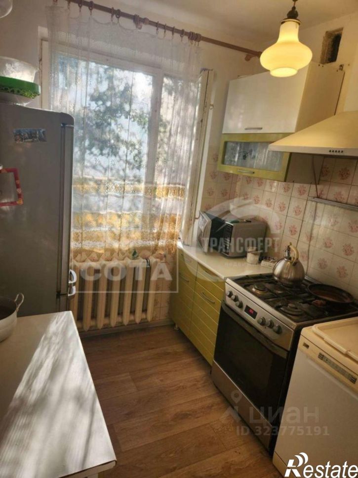 2-комн квартира улица Хользунова, 21,  д. 21