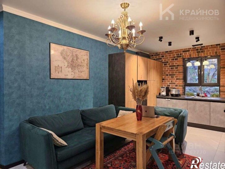 3-комн квартира улица Короленко,дом 5