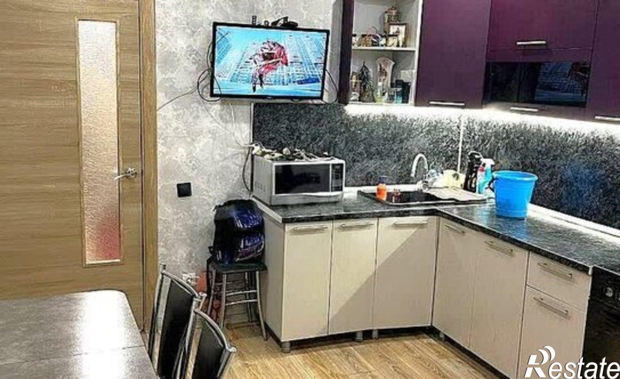 Купить квартиру за 4 250 000 рублей на Острогожская улица, 170/3