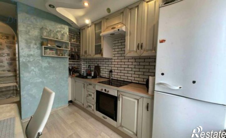 4-комн квартира улица Теплоэнергетиков, 3,  д. 3