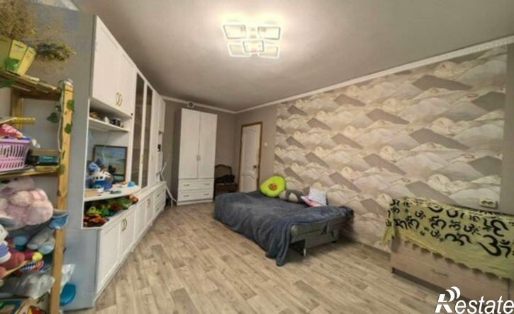 4-комн квартира улица Теплоэнергетиков, 3,  д. 3