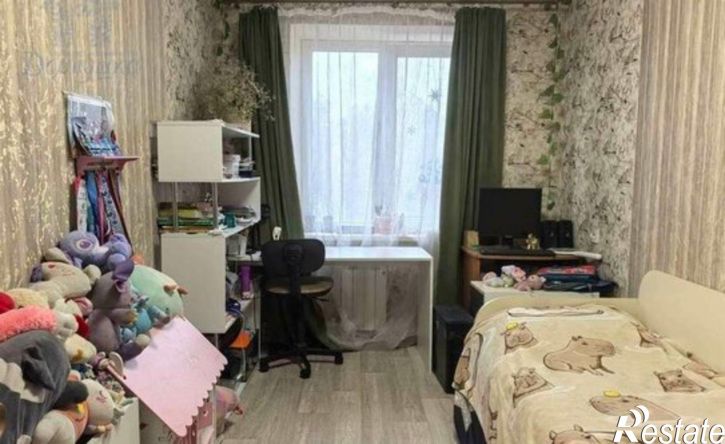 4-комн квартира улица Теплоэнергетиков, 3,  д. 3