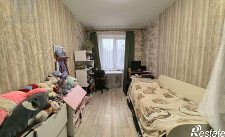 4-комн квартира улица Теплоэнергетиков, 3,  д. 3