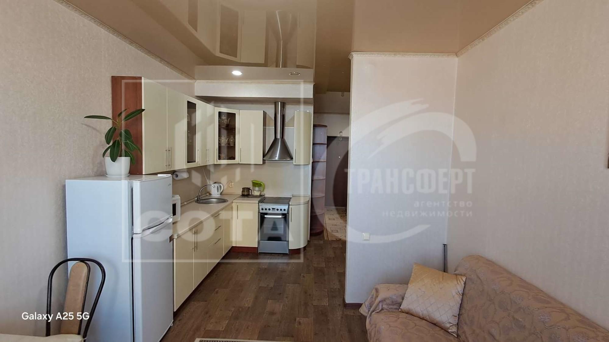 Купить квартиру за 6 000 000 рублей на Патриотов проспект, 1кЕ