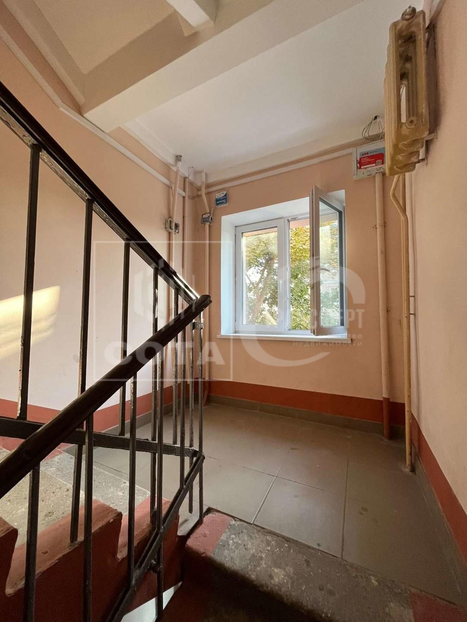 Купить квартиру за 5 500 000 рублей на 20-летия Октября улица, 101