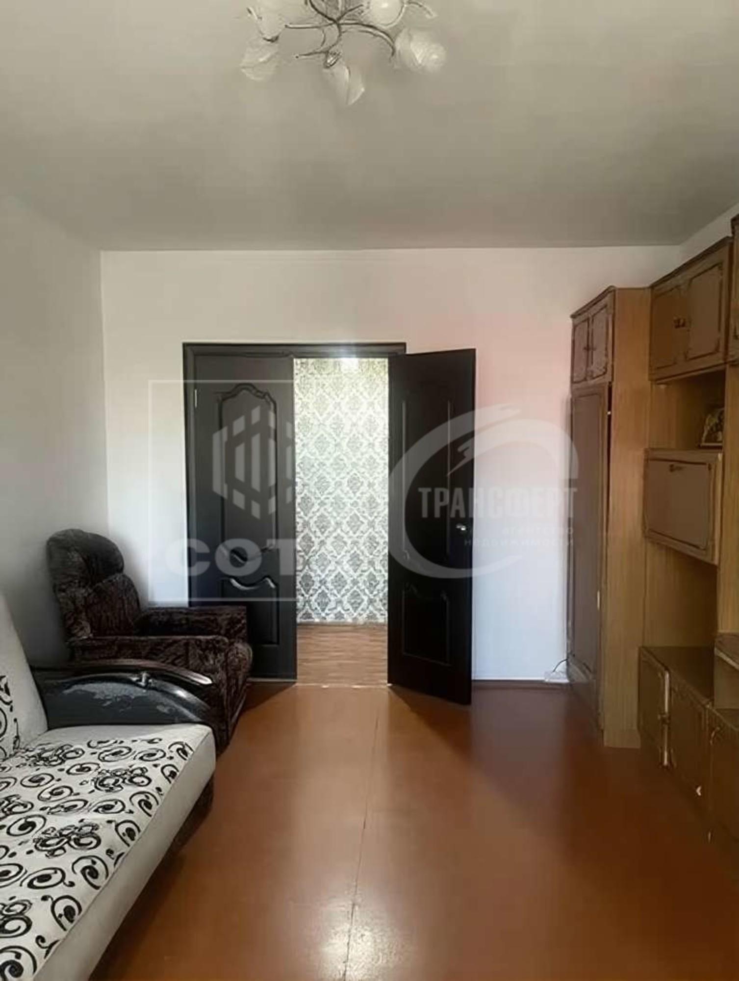 Продажа 2-комн квартиры Генерала Лизюкова улица, 65