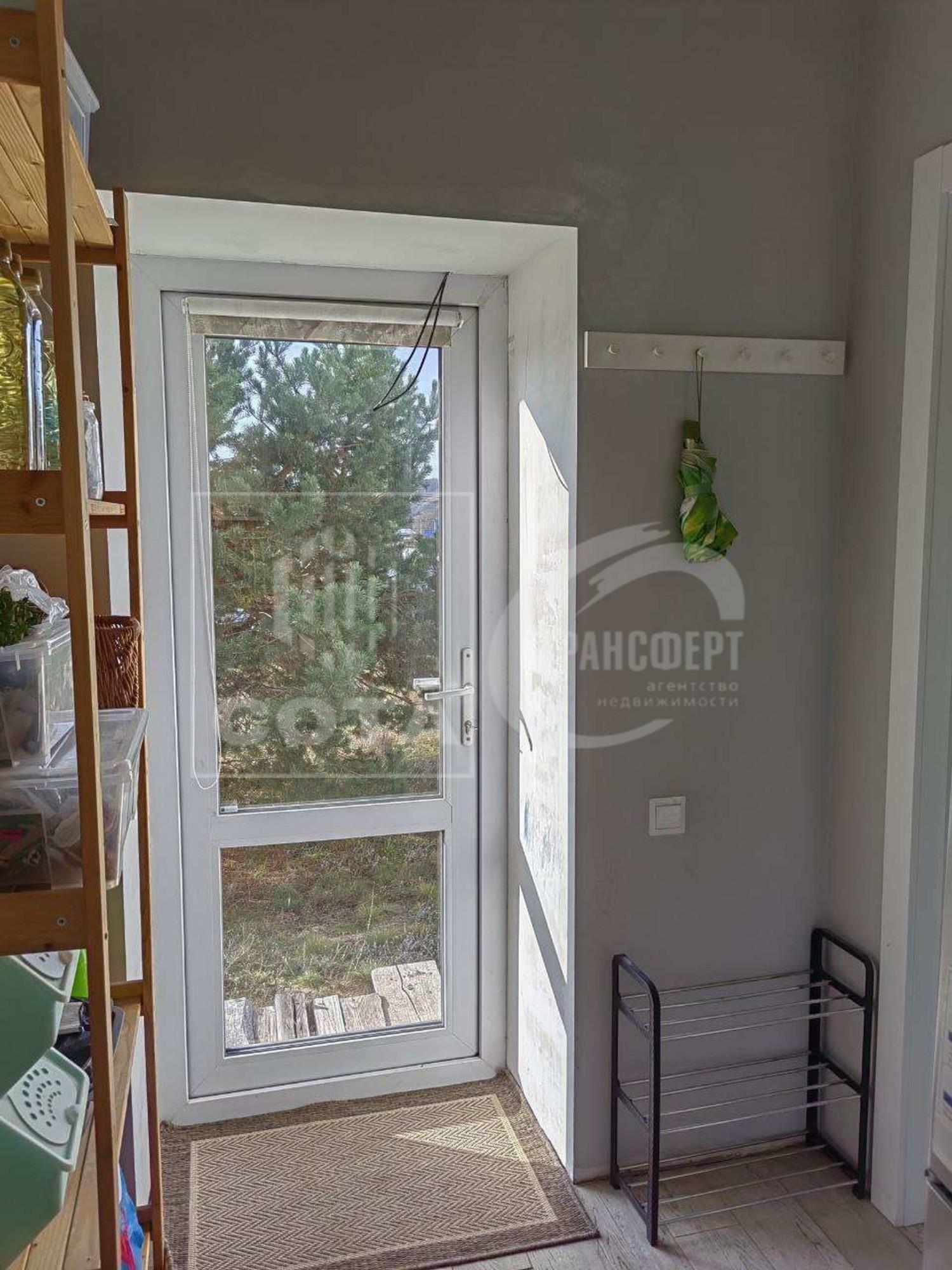 Купить дачу, дом, коттедж за 12 000 000 рублей на Покорителей космоса улица