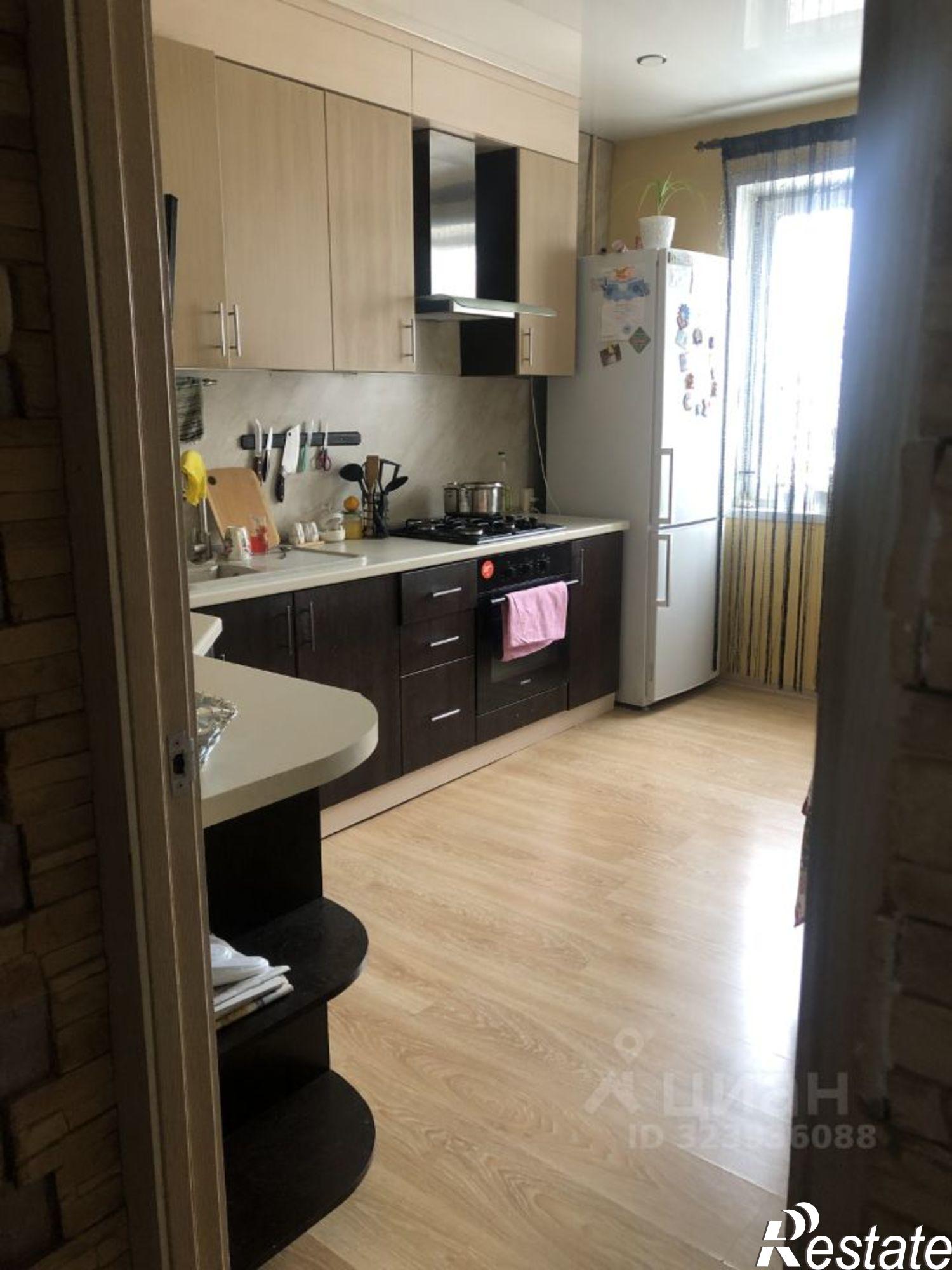 Сдать квартиру за 35 000 рублей на Южно-Моравская улица, 11