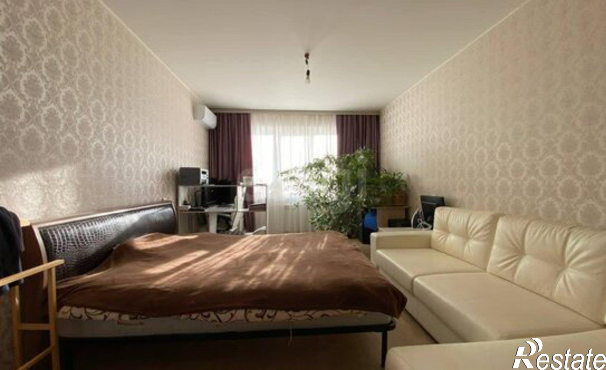 Купить квартиру за 5 850 000 рублей на Тепличная улица, 26/3