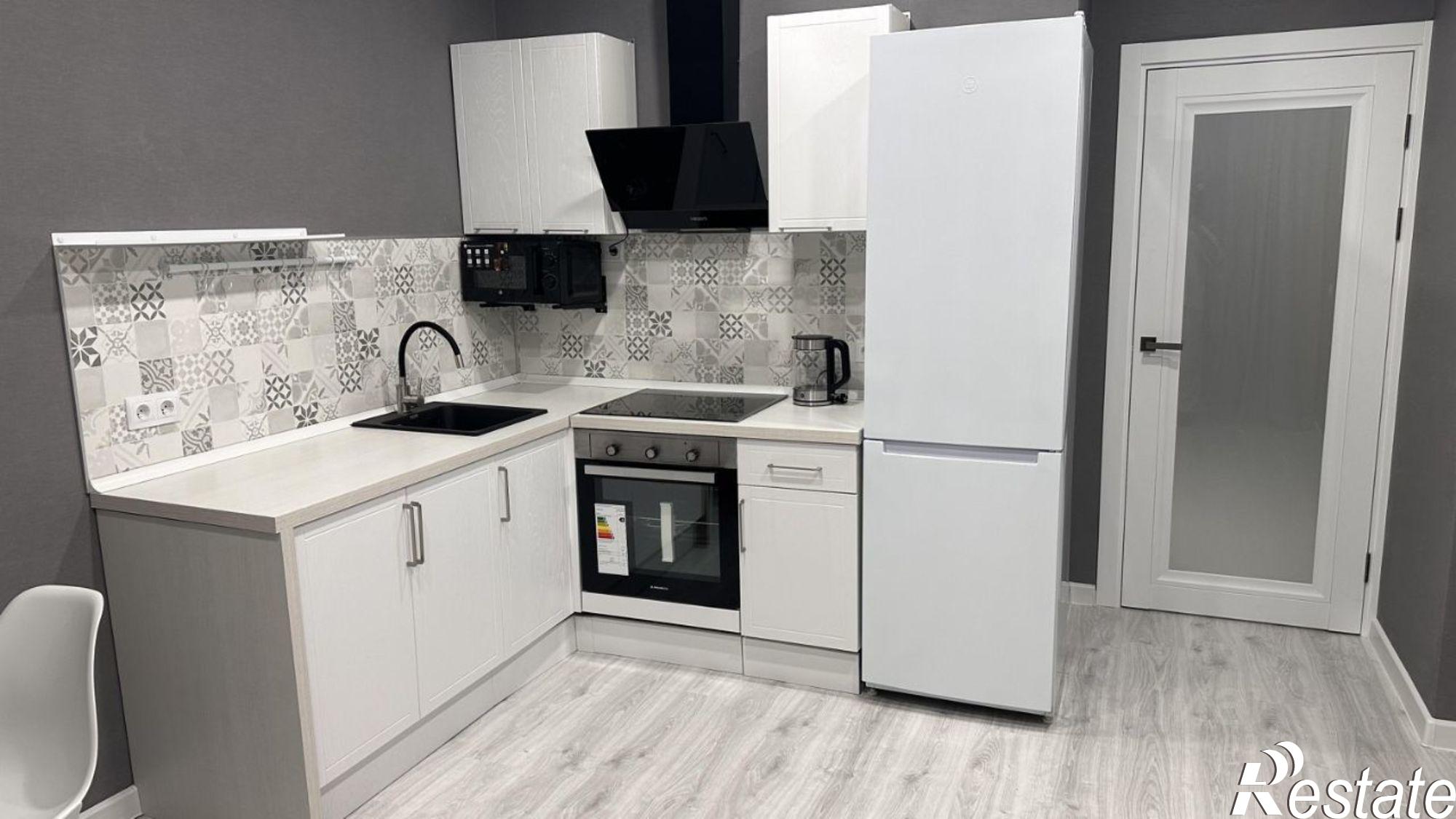 Сдать квартиру за 40 000 рублей на ул Березовая роща, 4а