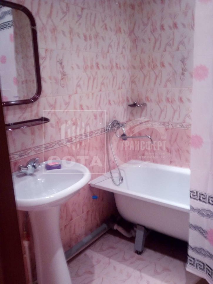 1-комн квартира Переверткина улица, 1/4