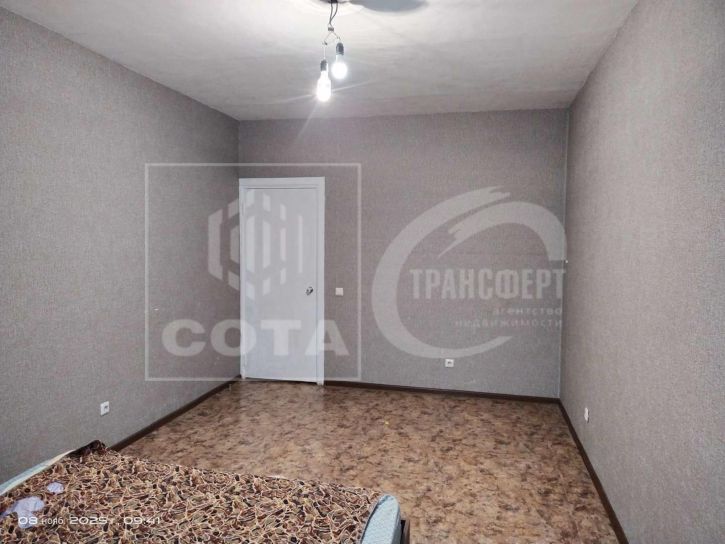 1-комн квартира Ленинградская улица, 116кб