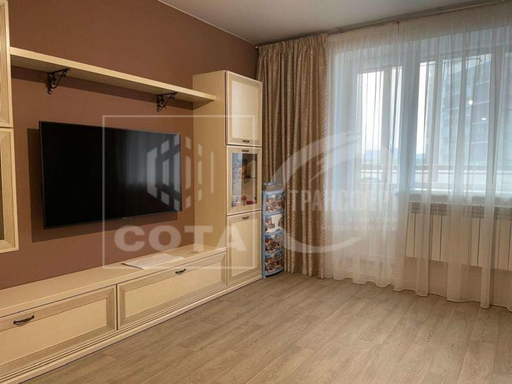 3-комн квартира Олимпийский жилой массив, 10