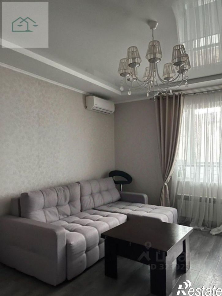 2-комн квартира улица Короленко, 5,  д. 5