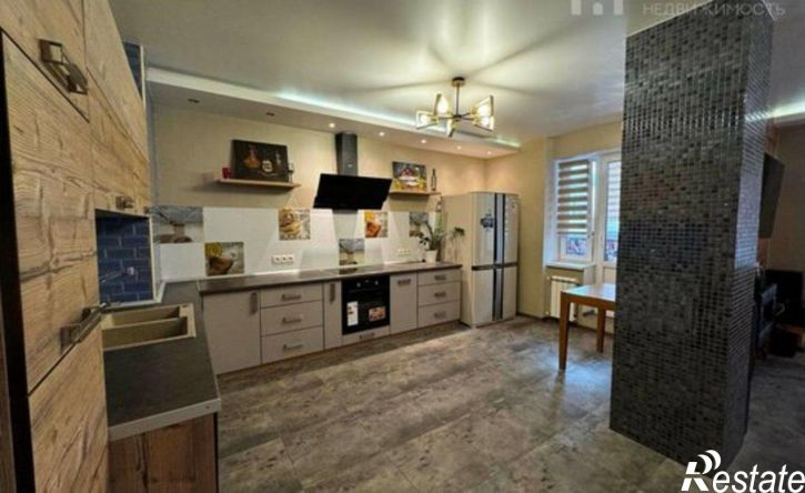 3-комн квартира улица 20-летия Октября, 88Е,  д. 88Е