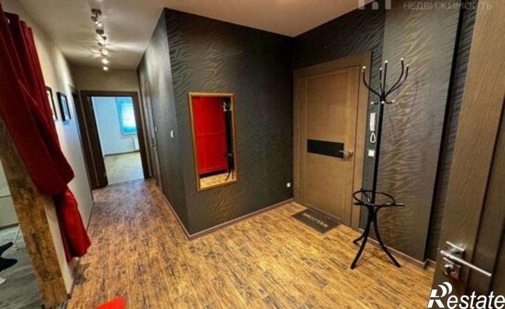 3-комн квартира улица 20-летия Октября, 88Е,  д. 88Е