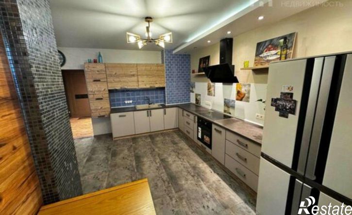 3-комн квартира улица 20-летия Октября, 88Е,  д. 88Е