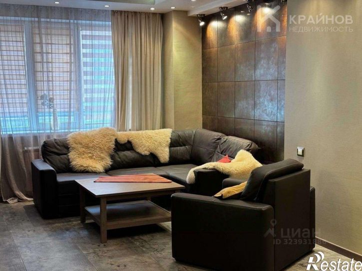 3-комн квартира улица 20-летия Октября, 88Е,  д. 88Е