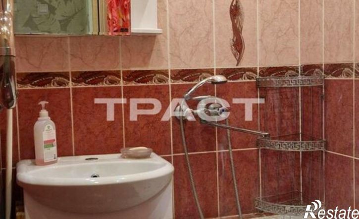 2-комн квартира улица Любы Шевцовой, 11,  д. 11