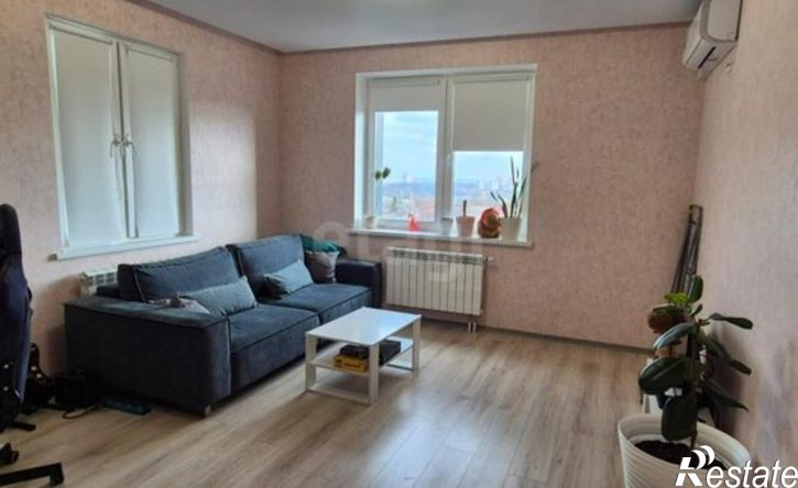 2-комн квартира улица 45-й Стрелковой Дивизии, 64/1,  д. 64/1