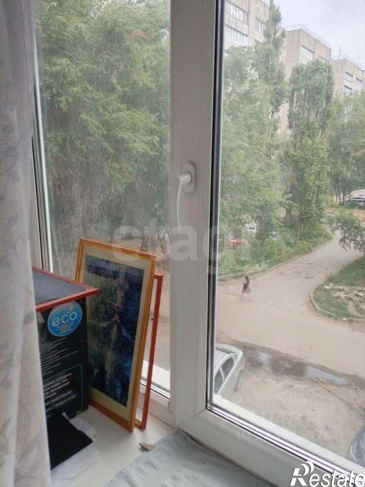 Купить квартиру за 2 000 000 рублей на бульвар Пионеров, 11