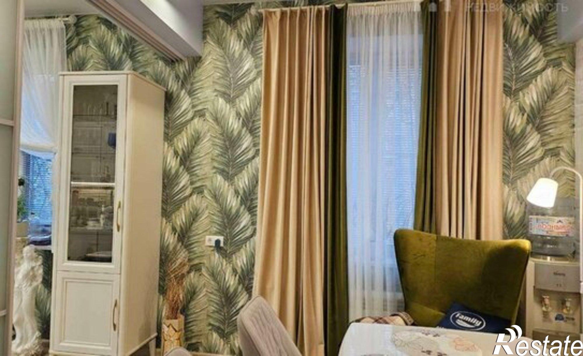 Купить квартиру за 15 000 000 рублей на улица Комиссаржевской, 23