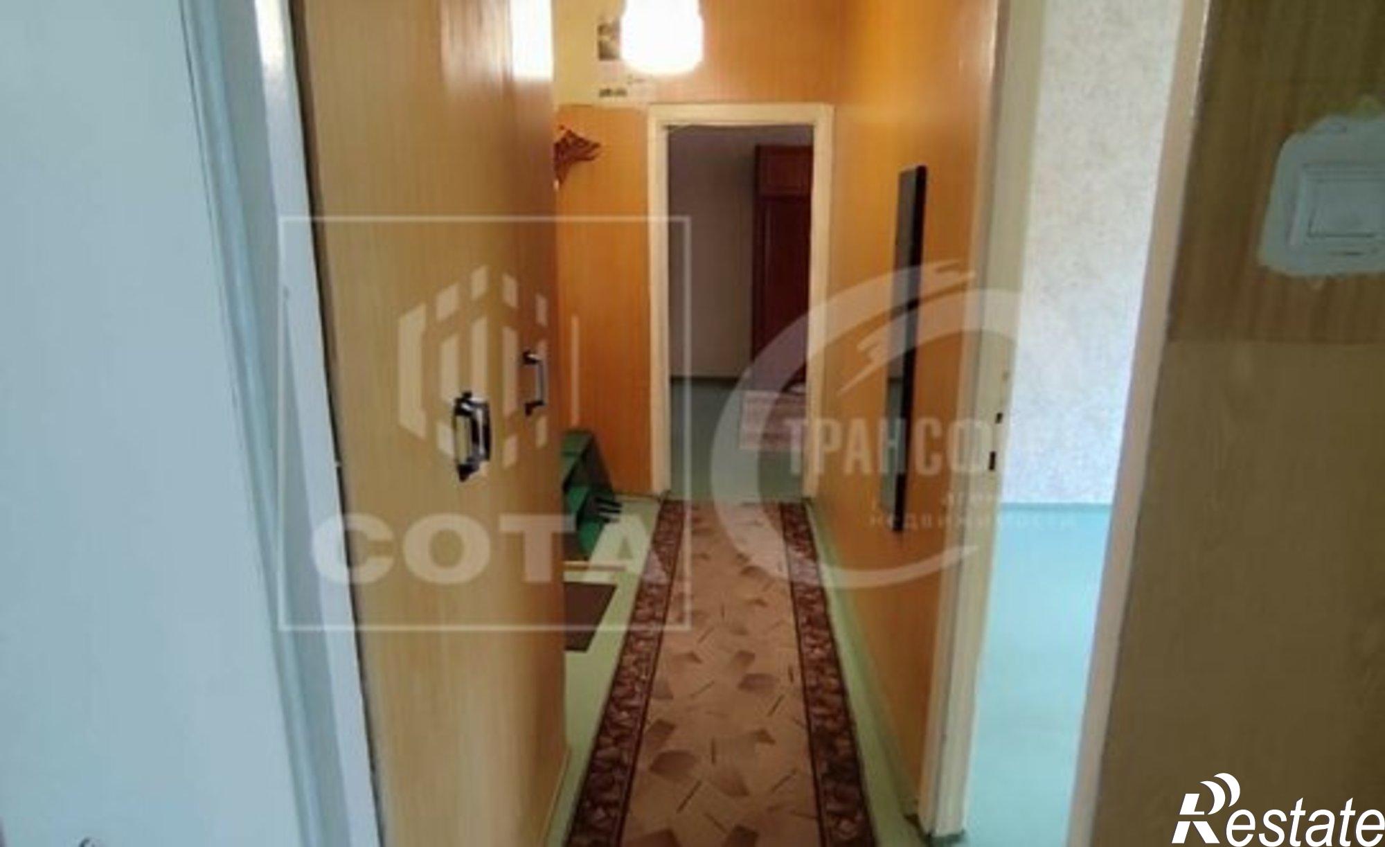 Купить квартиру за 4 330 000 рублей на улица Космонавта Комарова, 16