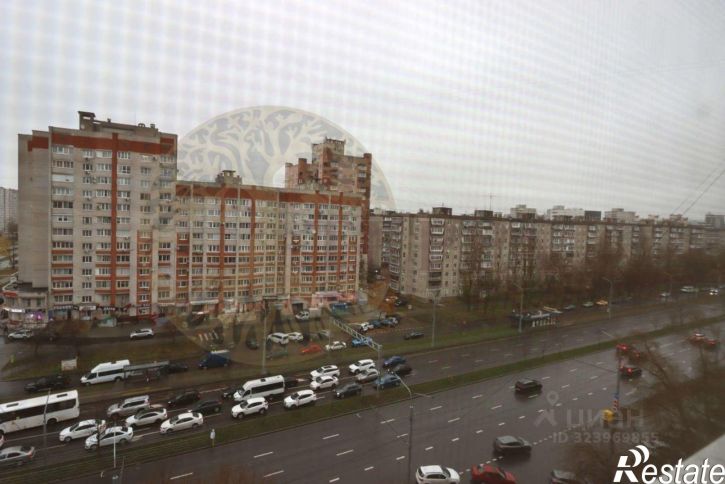 3-комн квартира улица 60-й Армии, 27,  д. 27