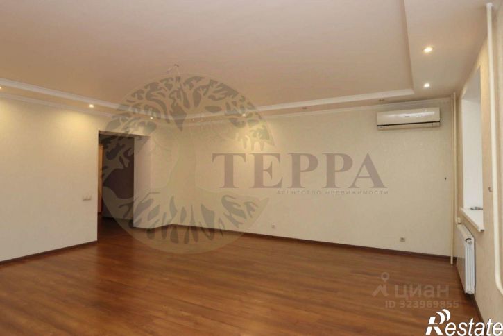 3-комн квартира улица 60-й Армии, 27,  д. 27