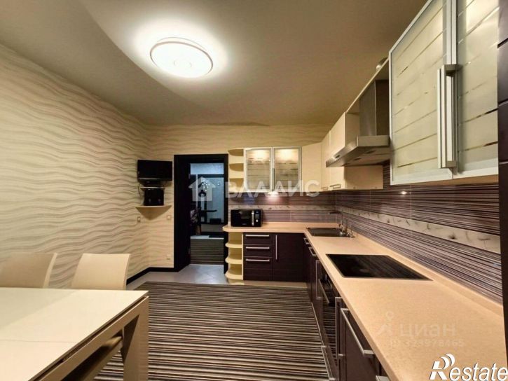 3-комн квартира Московский проспект, 114,  д. 114