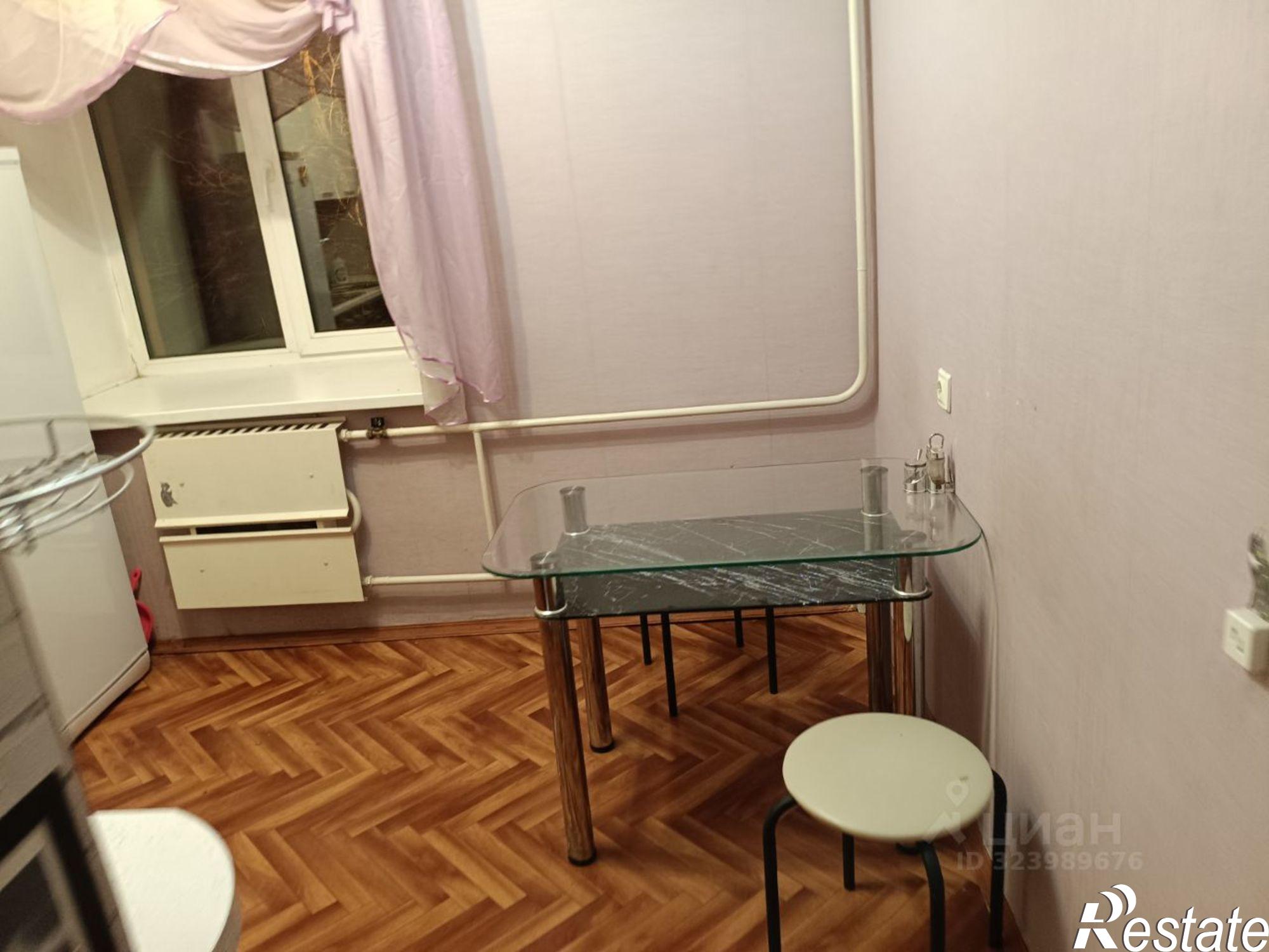 Сдать квартиру за 28 000 рублей на улица Хользунова, 92