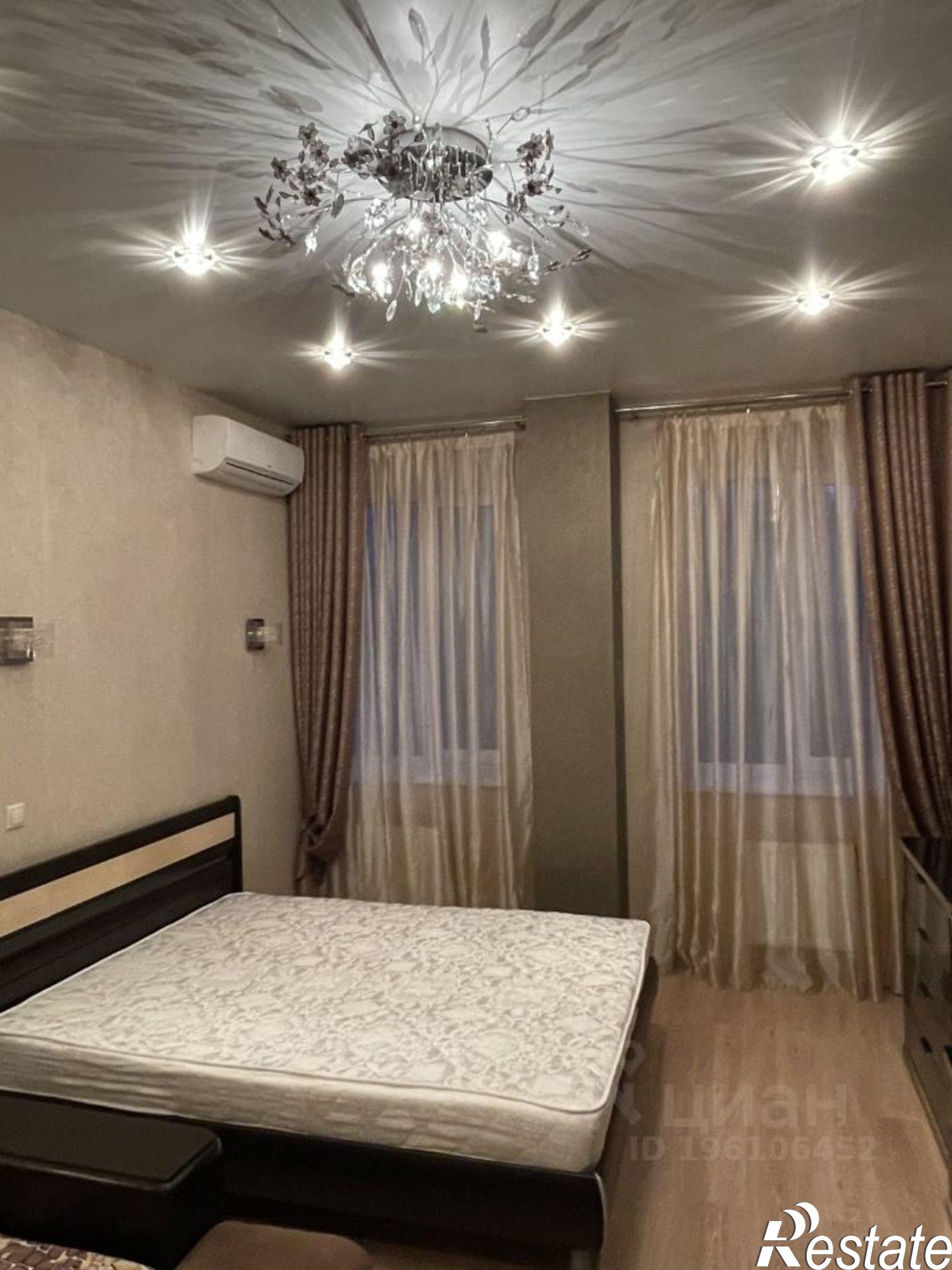 Сдать квартиру за 25 000 рублей на улица Сакко и Ванцетти, 96