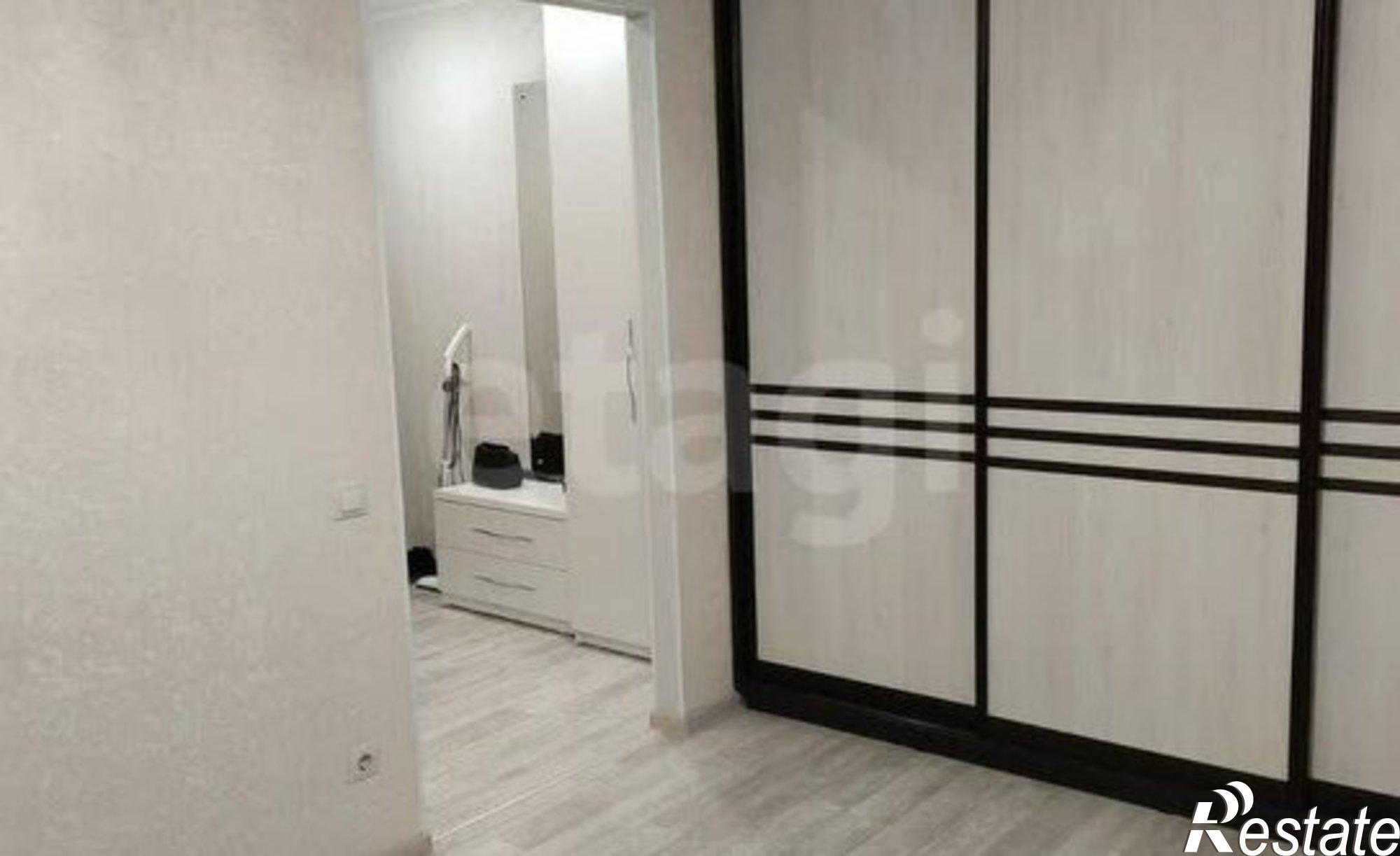 Купить квартиру за 3 700 000 рублей на Пеше-Стрелецкая улица, 109А