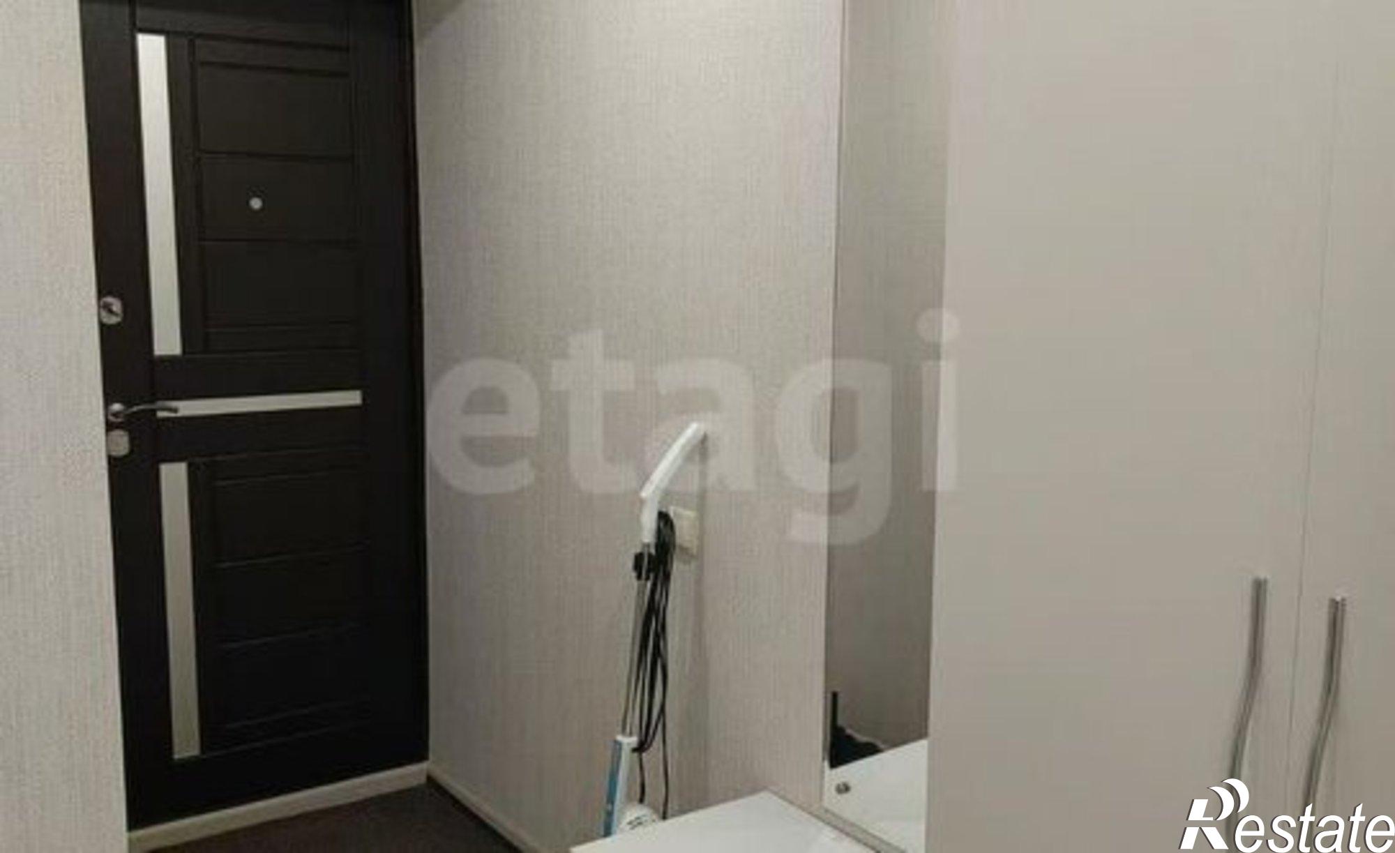 Купить квартиру за 3 700 000 рублей на Пеше-Стрелецкая улица, 109А