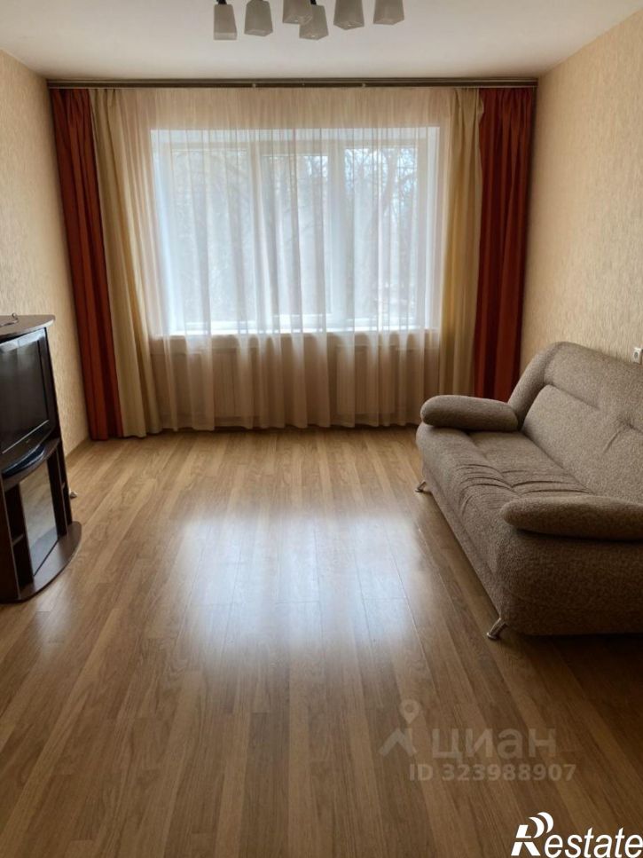 2-комн квартира улица 45-й Стрелковой Дивизии, 62А,  д. 62А