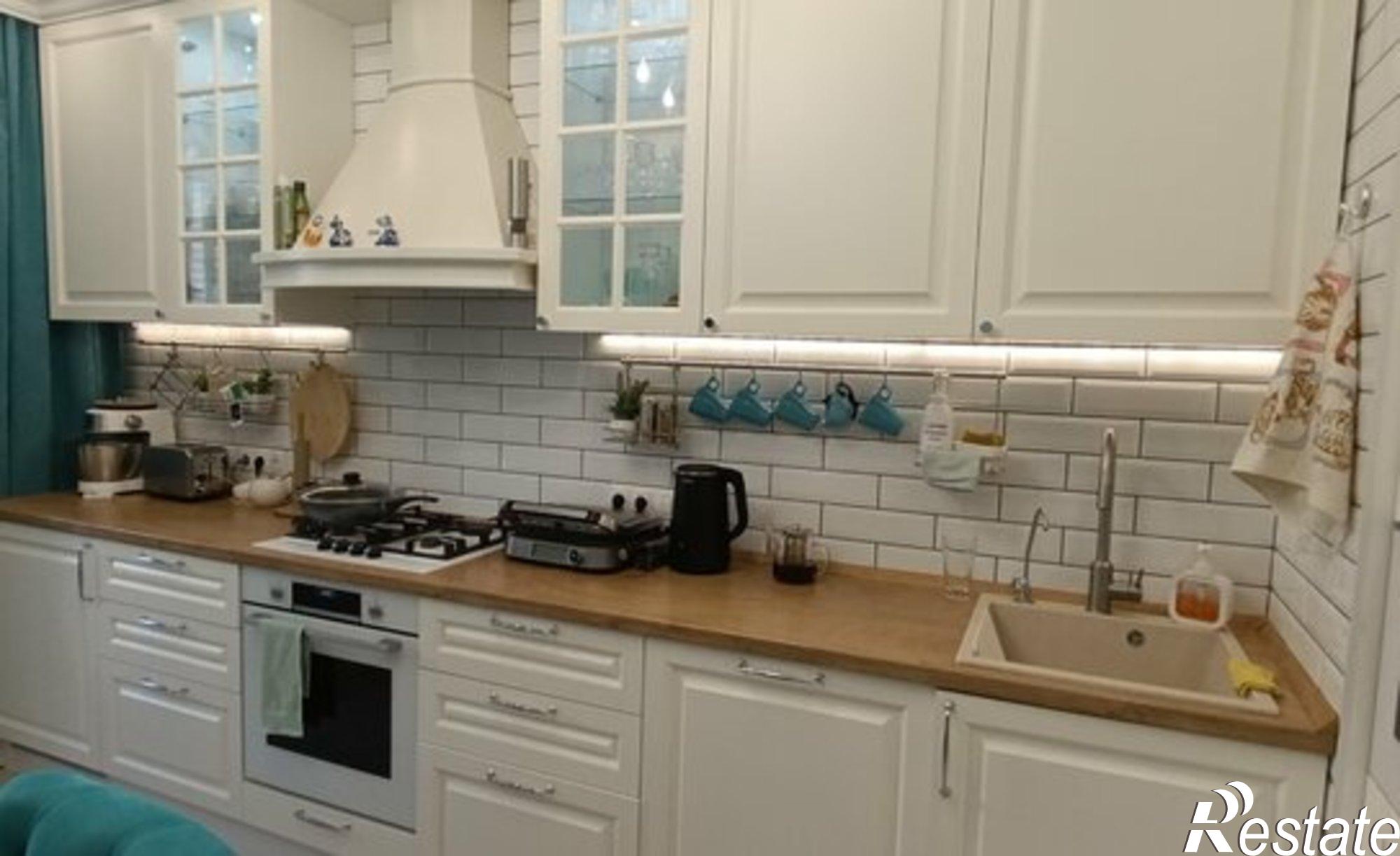 Купить квартиру за 11 450 000 рублей на ул Хользунова, 38/1