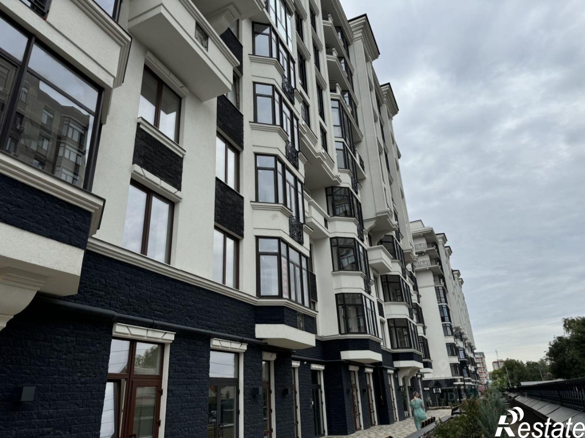 Сдать квартиру за 56 000 рублей на Краснознамённая улица, 94