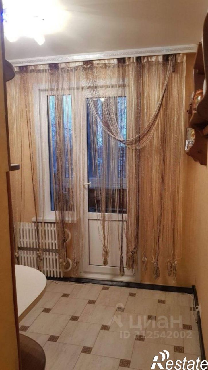 2-комн квартира улица Хользунова, 92,  д. 92