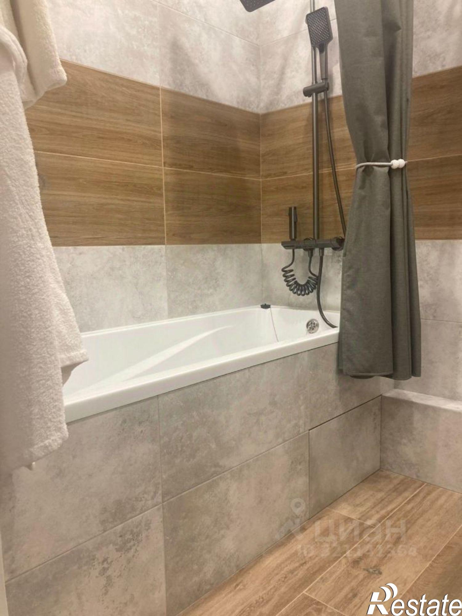 Сдать квартиру за 36 000 рублей на улица Лётчика Колесниченко, 67