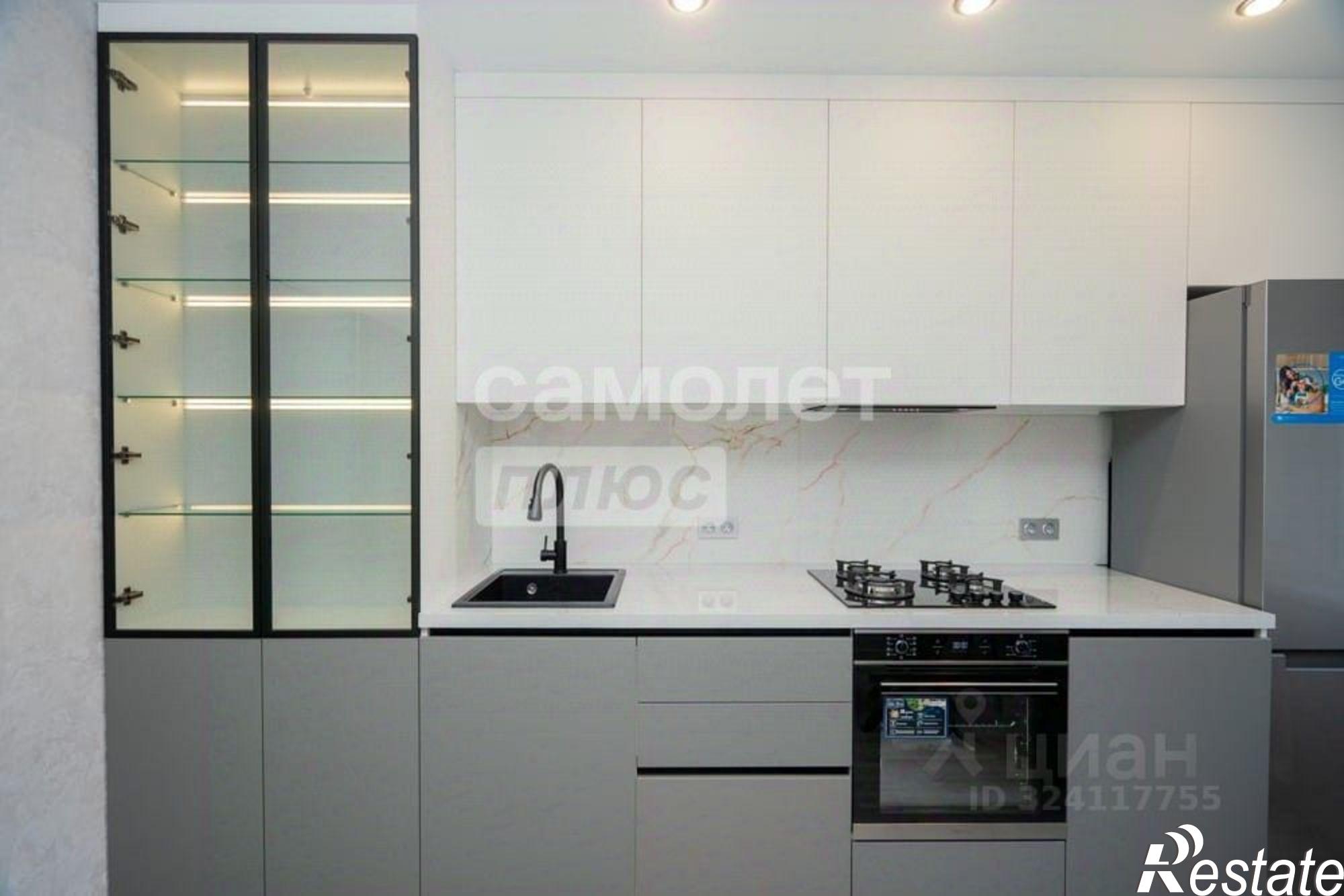 Купить квартиру за 9 790 000 рублей на ул Средне-Московская, 7